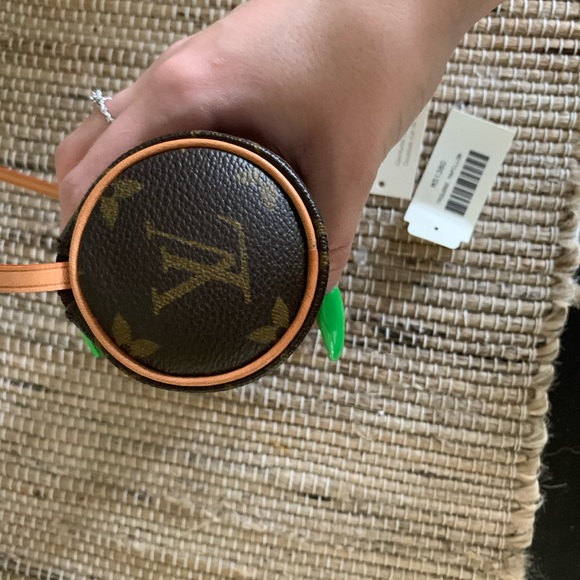 LV handbag - Picture 2 of 5